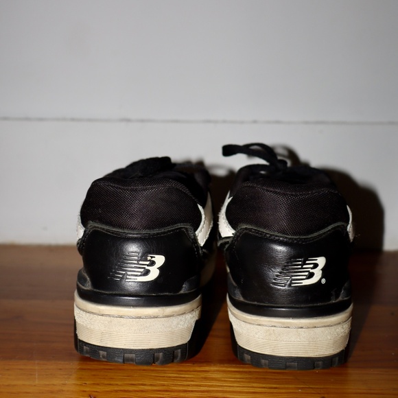 New Balance 550 - Black & White - Woman's Size 6 - Picture 3 of 7